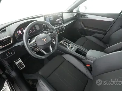 Usata Cupra Leon 150 CV (110 kW) 2025 Nero midnight Berlina