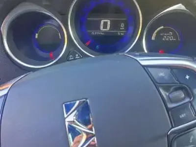 Usata Citroën DS4 Chic 120 CV (88 kW) 2012 Bianco Utilitaria