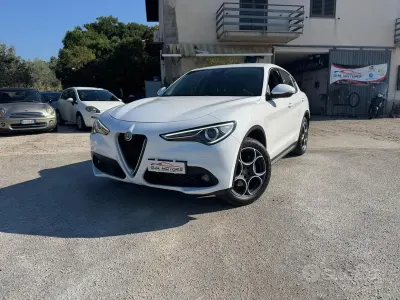 Usata Alfa Romeo Stelvio 190 CV (139 kW) 2020 Bianco SUV
