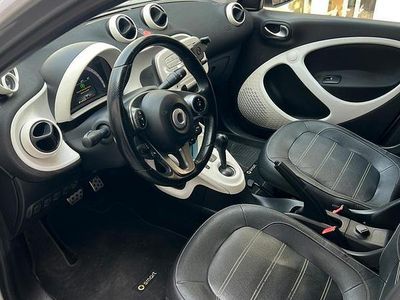 Usata 2016 Smart ForFour Utilitaria | 10.400 € (Buon prezzo)