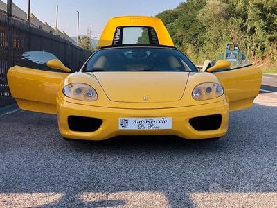 Usata Ferrari 360 400 CV (294 kW) 2003 Giallo Cabrio