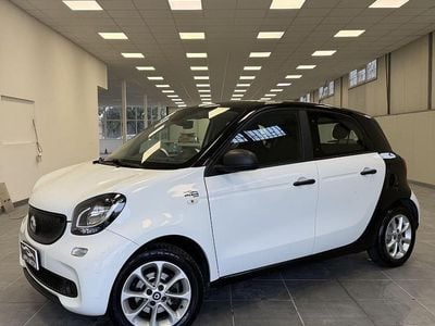 Usata Smart ForFour 71 CV (52 kW) 2015 Bianco Utilitaria
