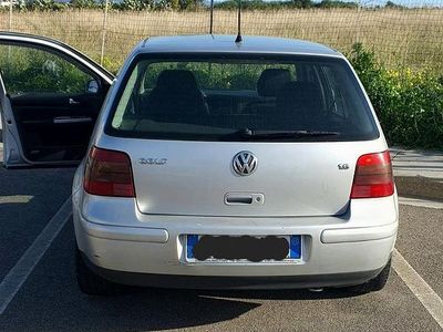 Usata VW Golf IV 100 CV (73 kW) 2003 Grigio Berlina