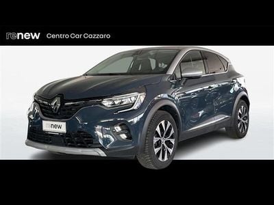 Usata Renault Captur Techno 145 CV (106 kW) 2023 Grigio scuro SUV
