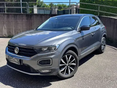 Begagnad VW T-Roc 116 HK (85 kW) 2019 Grå SUV