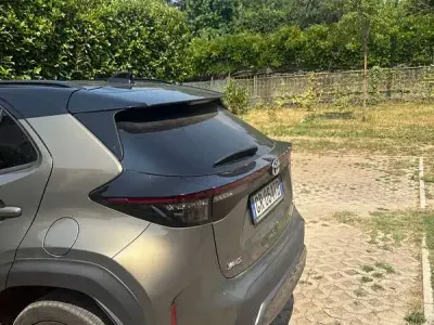 Usata Toyota Yaris Cross 92 CV (67 kW) 2023 Bronzo SUV