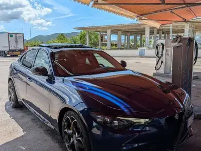 Usata Alfa Romeo Giulia Super 179 CV (131 kW) 2017 Berlina