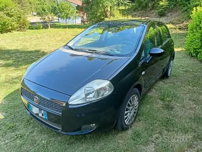 Usata Fiat Grande Punto 65 CV (47 kW) 2009 Nero Utilitaria