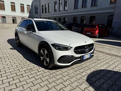 Usata Mercedes C220 200 CV (147 kW) 2023 Bianco Station wagon