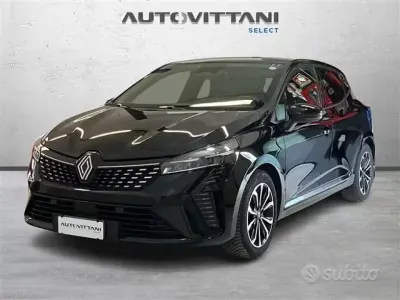 Usata Renault Clio Techno 91 CV (66 kW) 2025 Nero Utilitaria