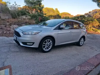 Usata Ford Focus 120 CV (88 kW) 2018 Grigio Station wagon