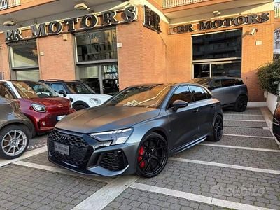 Usata Audi RS3 Ambiente 400 CV (294 kW) 2024 Grigio Berlina