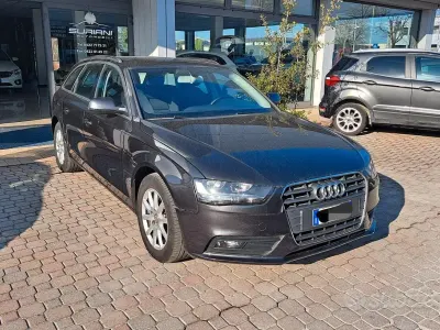 Usata Audi A4 Advanced 120 CV (88 kW) 2014 Grigio Station wagon