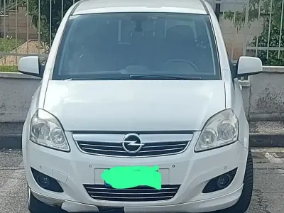 Usata Opel Zafira