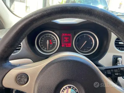 Usata Alfa Romeo 159 150 CV (110 kW) 2007 Nero Station wagon