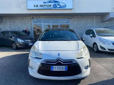 Usata Citroën DS3 99 CV (72 kW) 2015 Bianco Berlina
