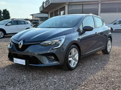 Usata Renault Clio V Life 67 CV (49 kW) 2021 Grigio Berlina