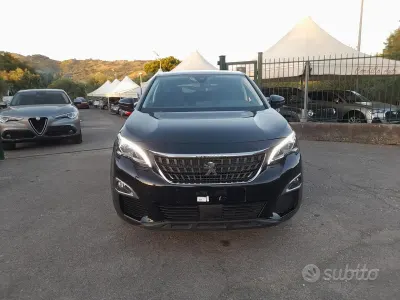 Usata Peugeot 3008 Allure 131 CV (96 kW) 2020 Nero SUV