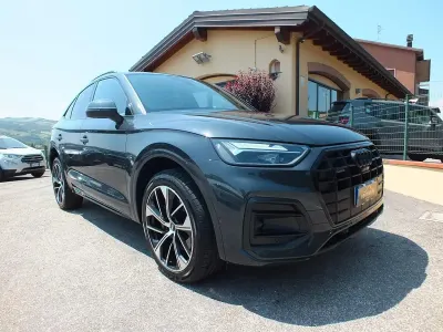 Usata Audi Q5 Comfort 203 CV (149 kW) 2022 Grigio SUV