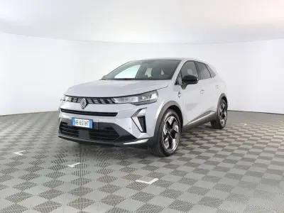 Usata Renault Symbioz Techno 109 CV (80 kW) 2026 Grigio aviation SUV