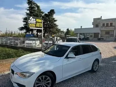 Usado BMW 320 Efficient Dynamics 184 CV (135 kW) 2014 Blanco Berlina