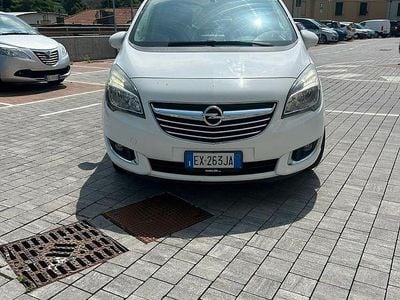 Bianco Usata 2014 Opel Meriva Design Edition Monovolume | 4600 € (Ottimo prezzo)