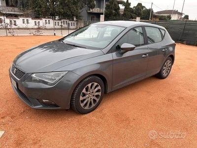Usata Seat Leon 110 CV (80 kW) 2016 Grigio Berlina