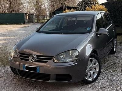 Usata VW Golf IV 2005 Berlina