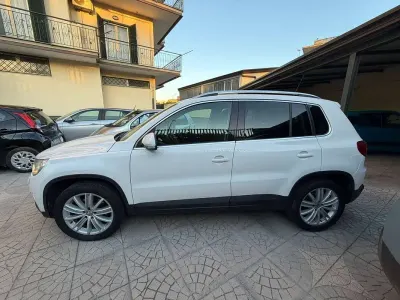 Usata VW Tiguan Sport 140 CV (102 kW) 2010 Bianco SUV