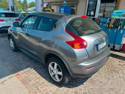 Usata Nissan Juke 117 CV (86 kW) 2013 Grigio SUV