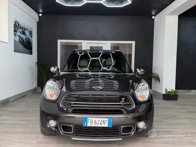 Usata Mini Cooper SD Countryman 143 CV (105 kW) 2015 Marrone SUV