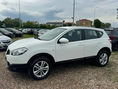 Usata Nissan Qashqai Tekna 110 CV (80 kW) 2012 Bianco SUV