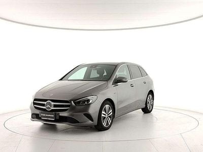 Usata Mercedes B250e 160 CV (117 kW) 2021 Grigio montagna Monovolume