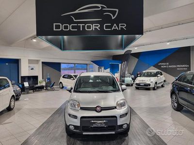 Usata Fiat Panda 4x4 Lounge 85 CV (62 kW) 2015 Grigio Utilitaria