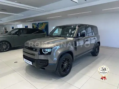 Usata Land Rover Defender S 241 CV (177 kW) 2021 Marrone SUV