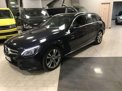 Usata Mercedes C220 170 CV (125 kW) 2015 Blu/azzurro Station wagon