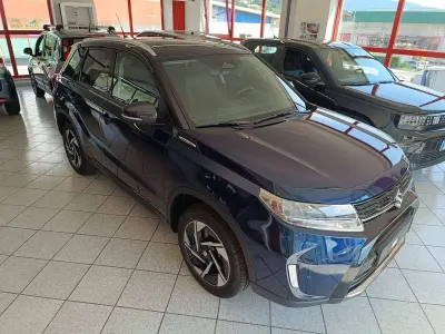 Nuova Suzuki Vitara 110 CV (80 kW) 2026 Blu/azzurro SUV