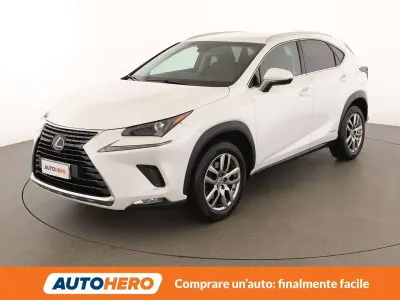 Usata Lexus NX300h E-FOUR Executive Line 197 CV (144 kW) 2017 Bianco SUV