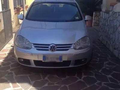 Usata VW Golf V Sportline 140 CV (102 kW) 2006 Grigio Berlina