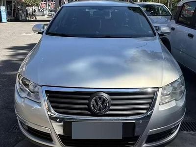 Usata VW Passat Highline 140 CV (102 kW) 2008 Grigio Station wagon