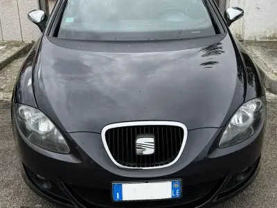 Usata Seat Leon 105 CV (77 kW) 2006 Nero Utilitaria