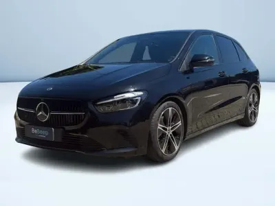 Usata Mercedes B180 Advanced 116 CV (85 kW) 2023 Nero Utilitaria