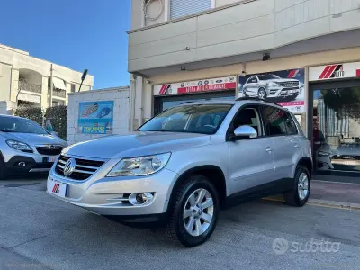 Usata VW Tiguan Track & Field 140 CV (102 kW) 2009 Grigio SUV