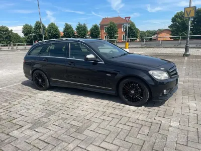Usata Mercedes C220 170 CV (125 kW) 2008 Nero Station wagon