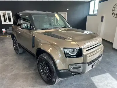 Usata Land Rover Defender HSE Dynamic 199 CV (146 kW) 2022 Marrone SUV