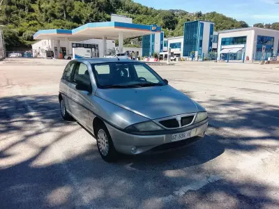 Usata Lancia Ypsilon 60 CV (44 kW) 1998 Utilitaria