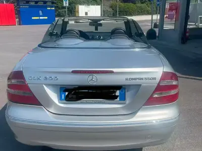 Usata Mercedes CLK200 136 CV (100 kW) 2005 Cabrio