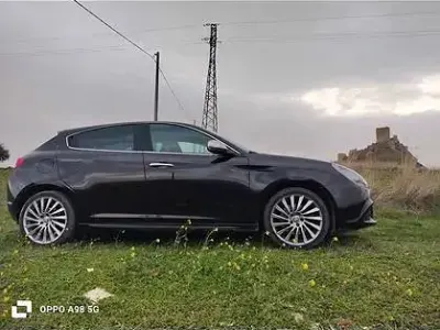 Usata Alfa Romeo Giulietta 140 CV (102 kW) 2012 Utilitaria