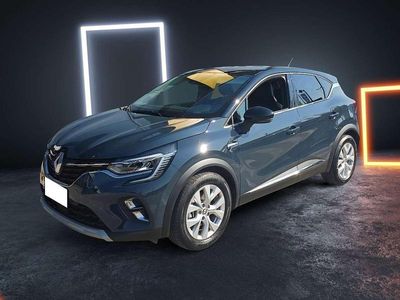 Usata Renault Captur Intens 159 CV (116 kW) 2022 Blu/azzurro SUV