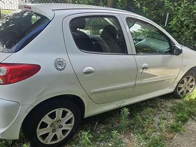 Peugeot 206+